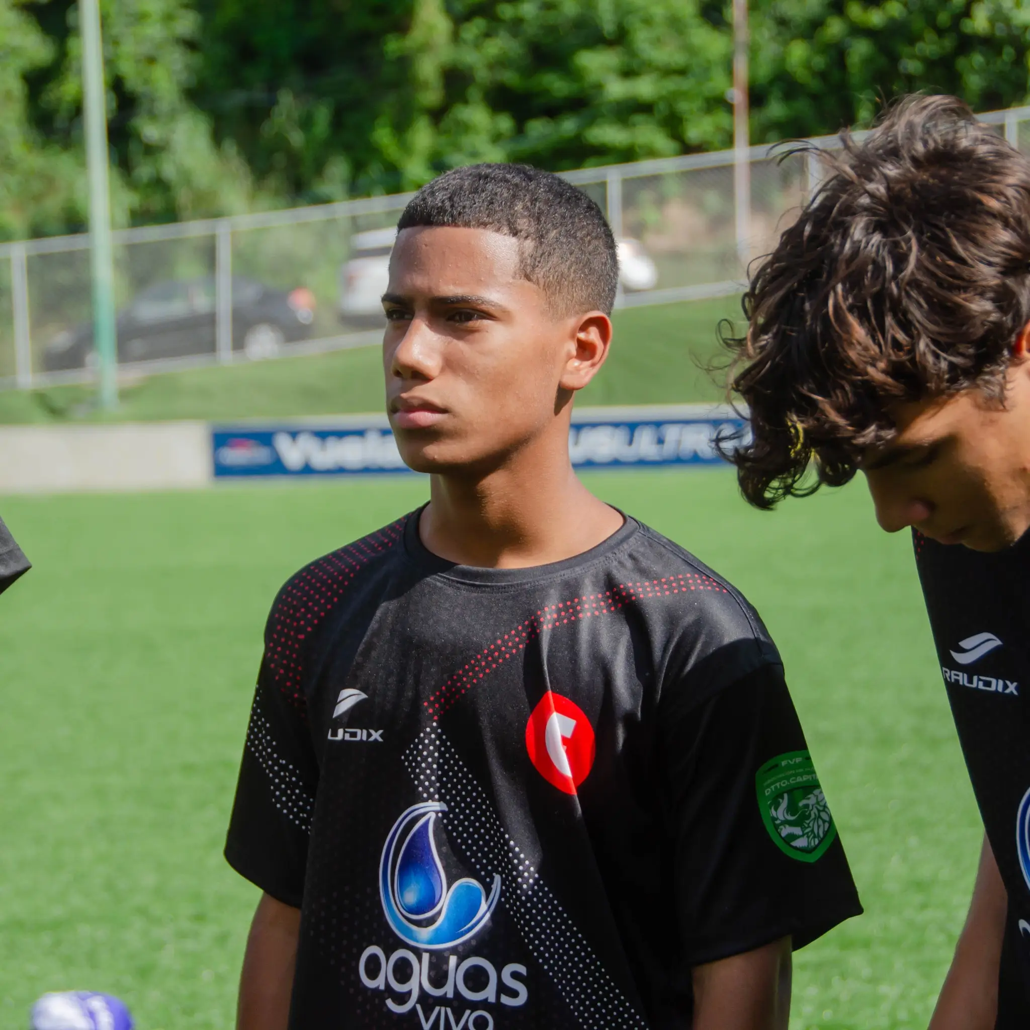 Jugadores juveniles de fútbol en Caracas